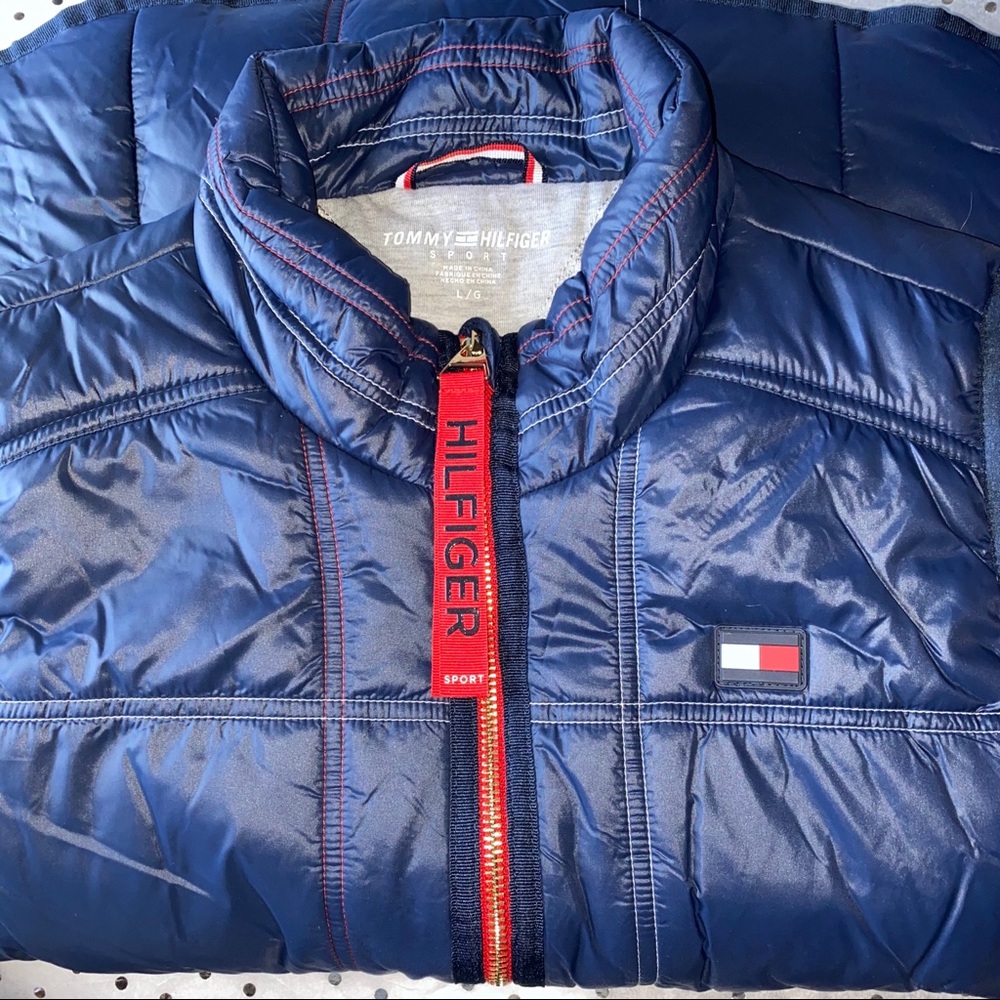 NWT TOMMY HILFIGER Sport lightweight vest